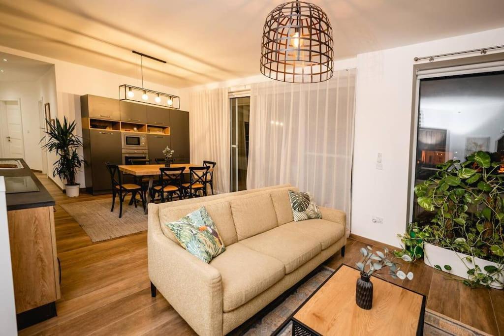 Luxurious & Stylish Penthouse With Private Pool Apartment Msida Exterior photo