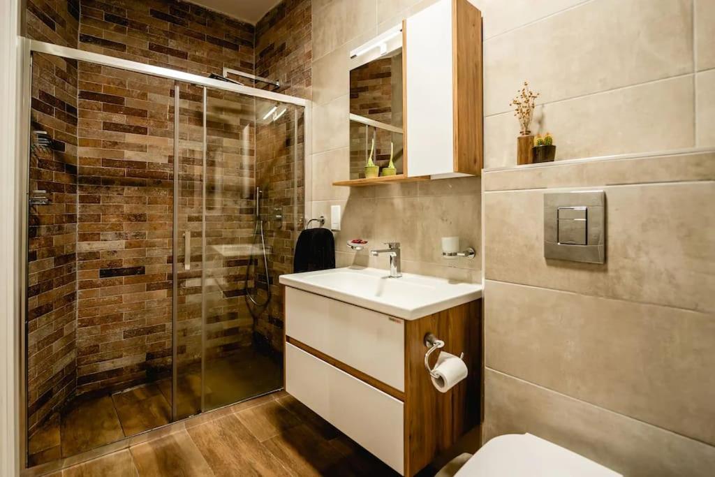 Luxurious & Stylish Penthouse With Private Pool Apartment Msida Exterior photo